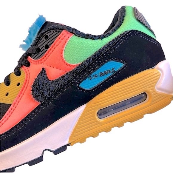 Nike Air Max 90 Multicolor Sneakers - Picture 4 of 10